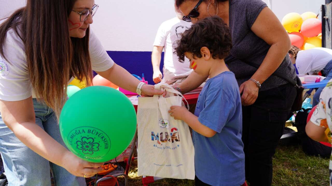 MUSKİ’den Çocuklara Hayati Ders: Su Tasarrufu Şenlikte Anlatıldı 4